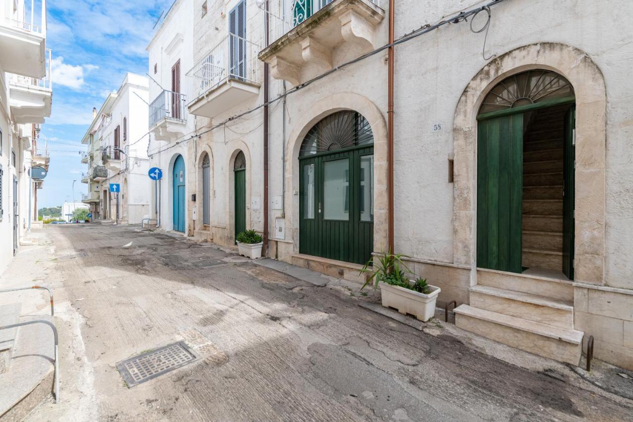 דירות אוסטוני Palazzo Toselli מראה חיצוני תמונה